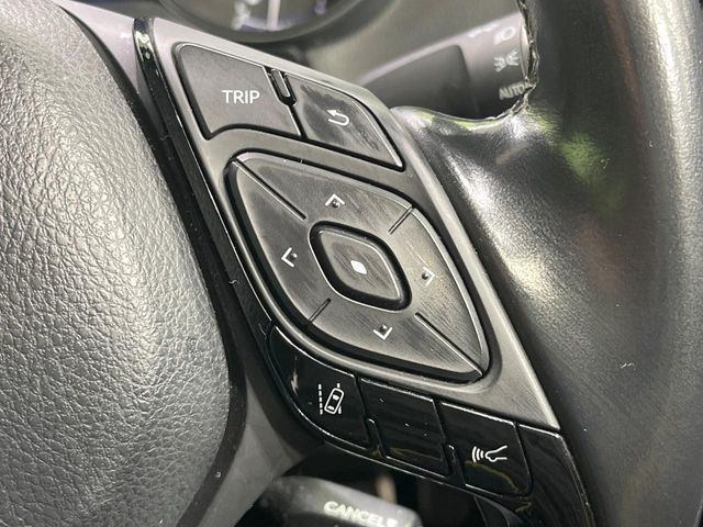 TOYOTA C-HR 2019 Image 31