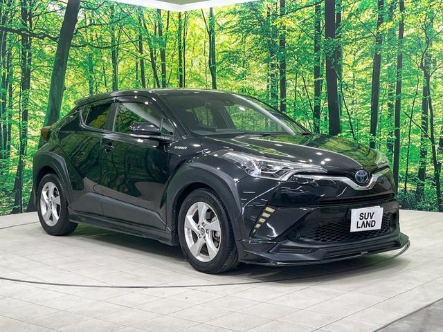 TOYOTA C-HR 2019 Image 31