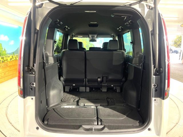 HONDA STEPWAGON E:HEV SPAD 2024 Image 31