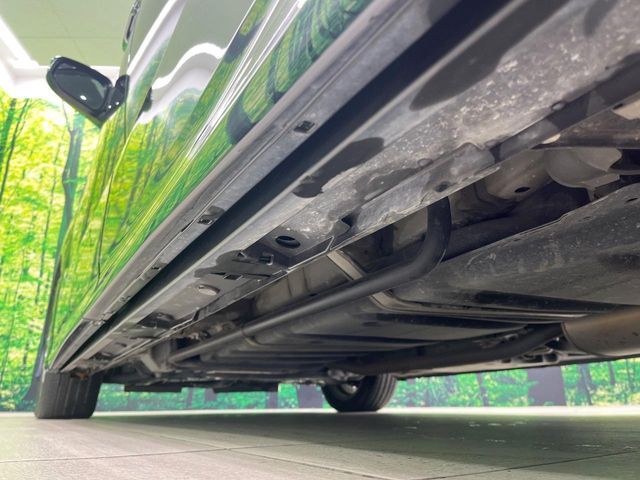 TOYOTA VOXY HYBRID 2019 Image 31