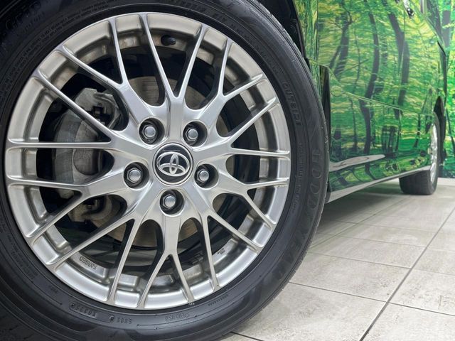 TOYOTA VOXY HYBRID 2019 Image 31