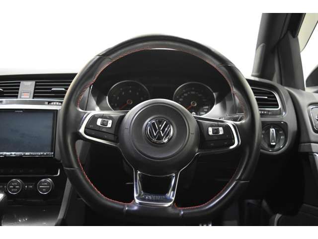 VOLKSWAGEN GOLF GTI 2014 Image 31