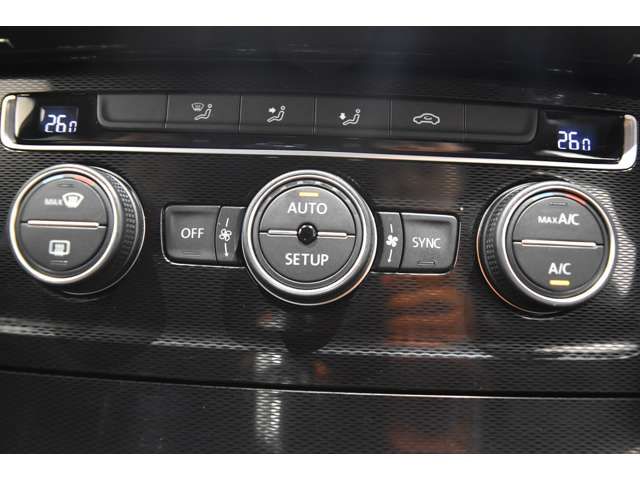 VOLKSWAGEN GOLF GTI 2014 Image 31