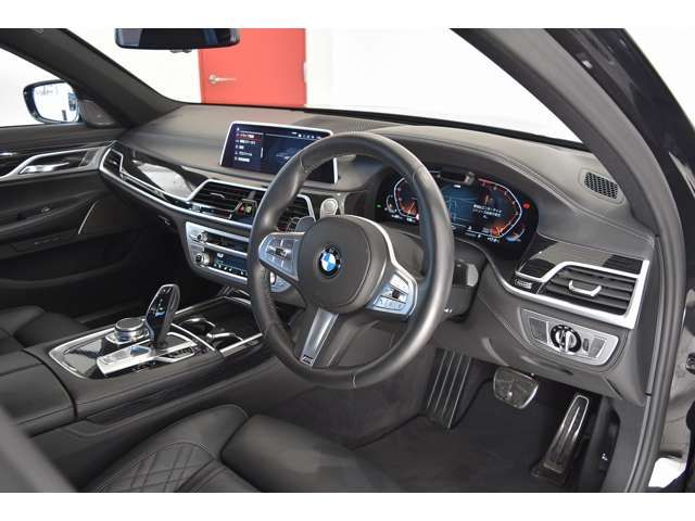 BMW 7SERIES 2020 Image 31