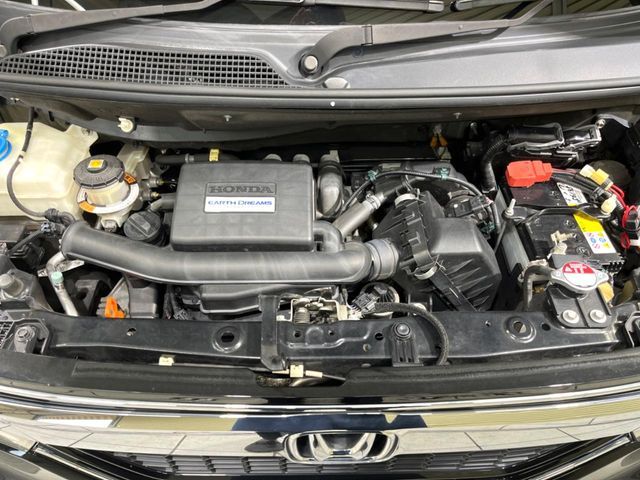 HONDA N BOX CUSTOM 2018 Image 31