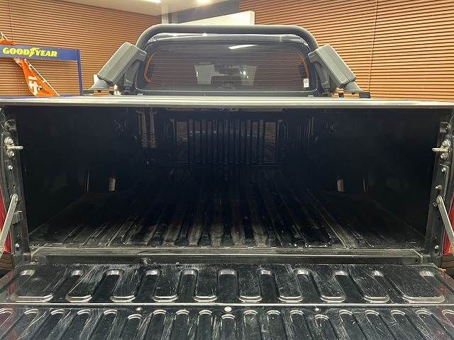 TOYOTA HILUX 4WD 2020 Image 31