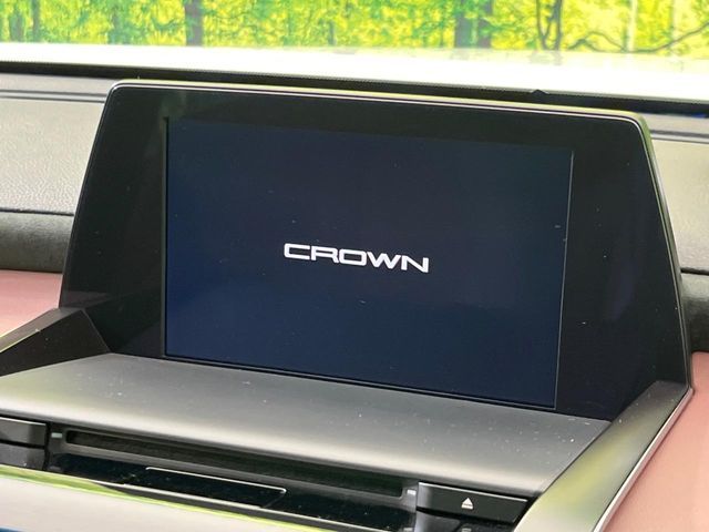 TOYOTA CROWN SEDAN HYBRID 2019 Image 31