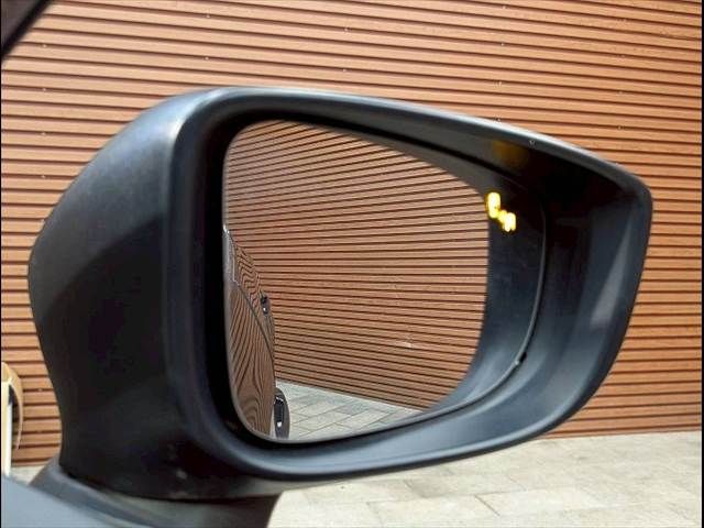 MAZDA AXELA SEDAN 2018 Image 31