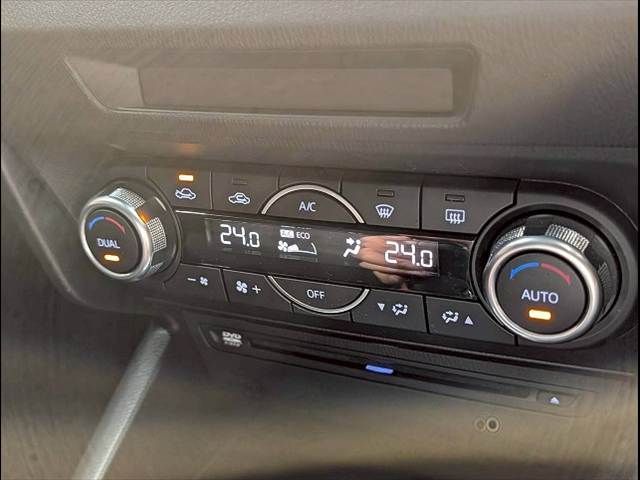 MAZDA AXELA SEDAN 2018 Image 31