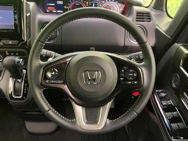 HONDA N BOX CUSTOM 2018 Image 31