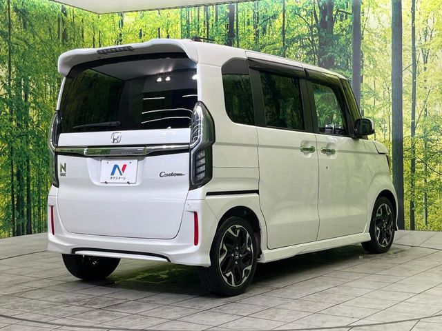 HONDA N BOX CUSTOM 2018 Image 31