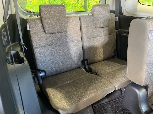 TOYOTA SIENTA HYBRID 2024 Image 31