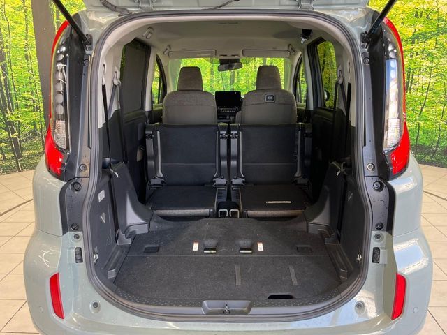 TOYOTA SIENTA HYBRID 2024 Image 31