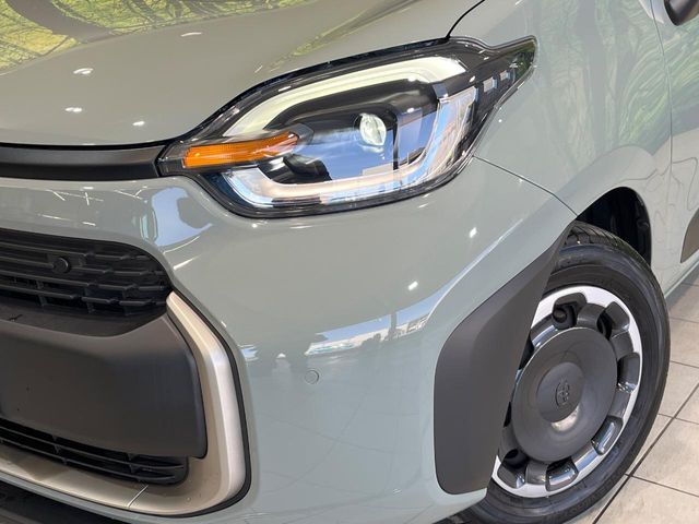 TOYOTA SIENTA HYBRID 2024 Image 31