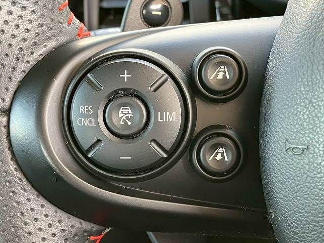 BMW MINI COOPER SD 2020 Image 31