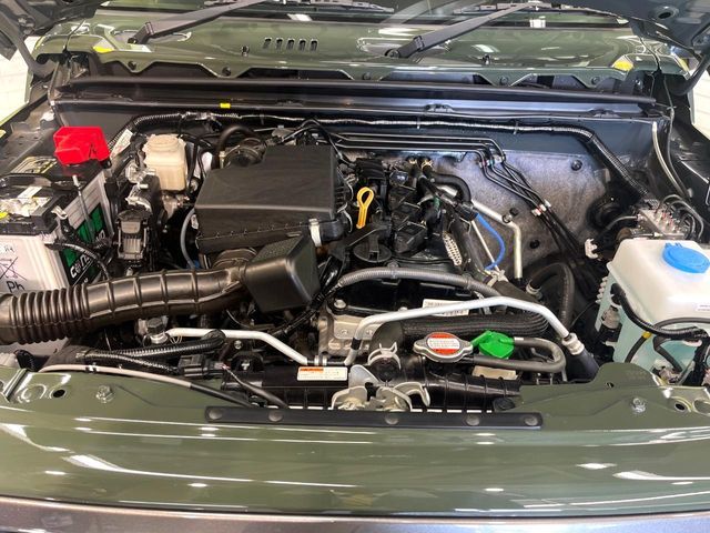 SUZUKI JIMNY NOMADE 2025 Image 31