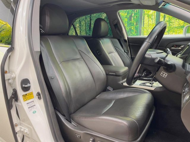 TOYOTA CROWN SEDAN 2011 Image 31