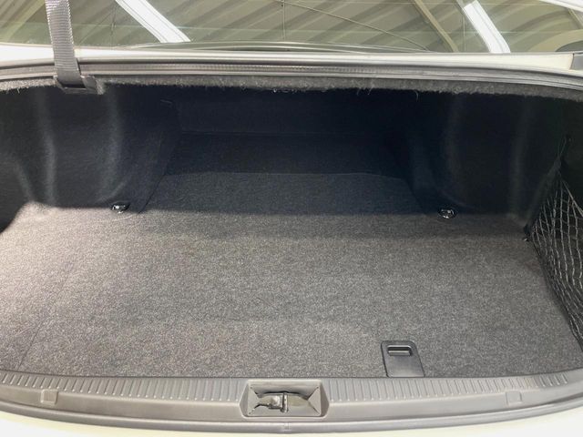 TOYOTA CROWN SEDAN 2011 Image 31