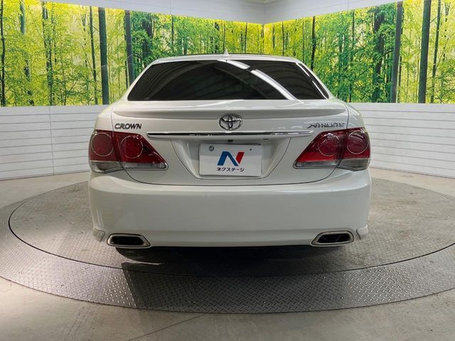 TOYOTA CROWN SEDAN 2011 Image 31