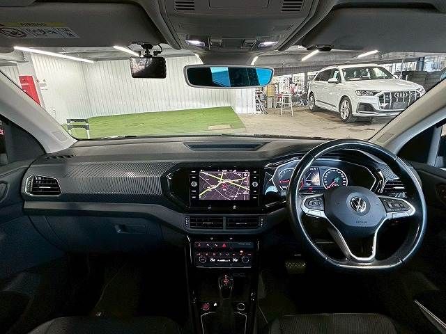 VOLKSWAGEN T-CROSS 2020 Image 31