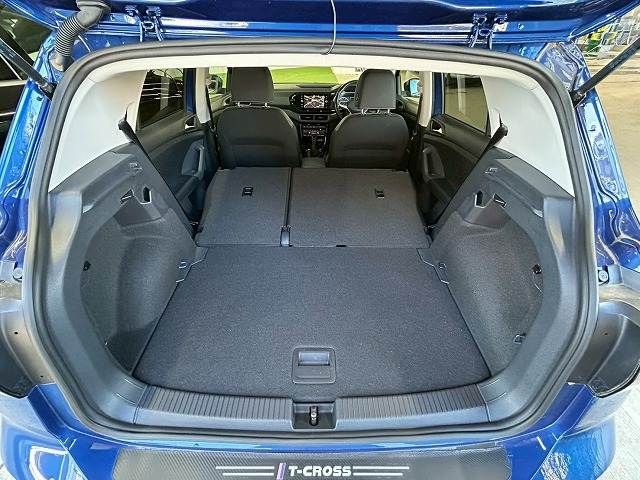 VOLKSWAGEN T-CROSS 2020 Image 31