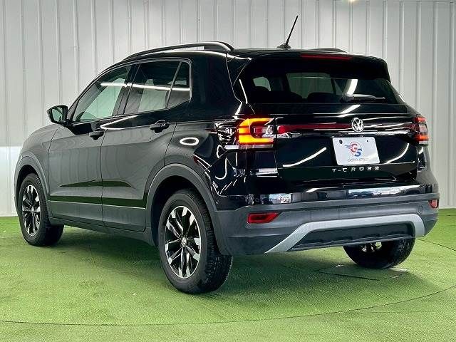 VOLKSWAGEN T-CROSS 2020 Image 31