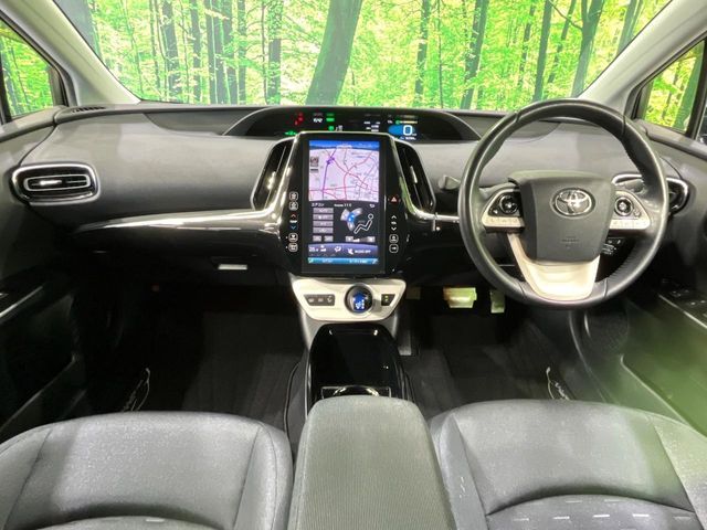 TOYOTA PRIUS PHV 2017 Image 31