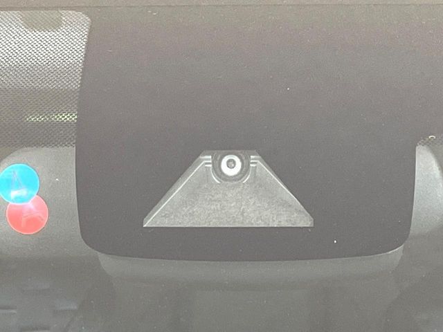 TOYOTA PRIUS PHV 2017 Image 31