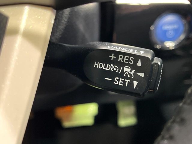 TOYOTA PRIUS PHV 2017 Image 31