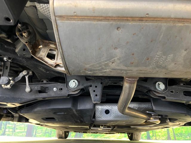 TOYOTA PRIUS PHV 2017 Image 31