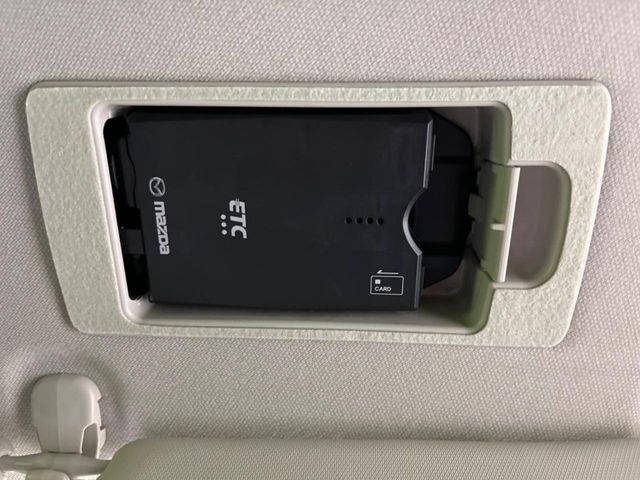 MAZDA AXELA SPORTS 2017 Image 31