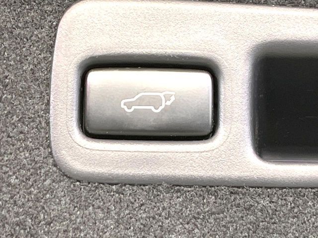 TOYOTA HARRIER 2WD 2016 Image 31