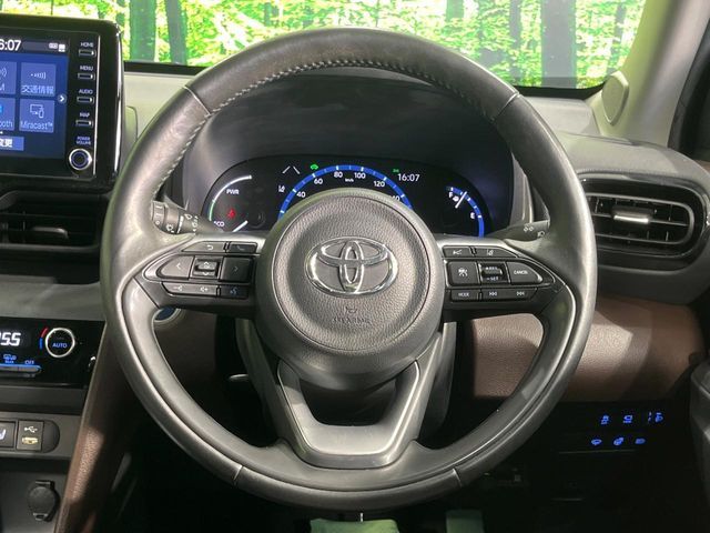 TOYOTA YARIS CROSS HYBRID 2021 Image 31