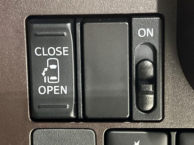 TOYOTA ROOMY 4WD 2017 Image 31