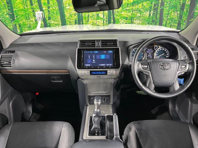 TOYOTA LANDCRUISER PRADO 2022 Image 31