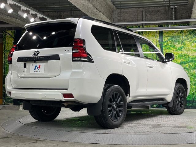 TOYOTA LANDCRUISER PRADO 2022 Image 31