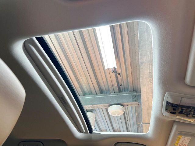 TOYOTA LANDCRUISER PRADO 2022 Image 31