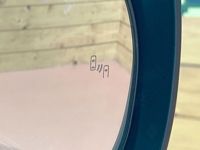 TOYOTA LANDCRUISER PRADO 2022 Image 31