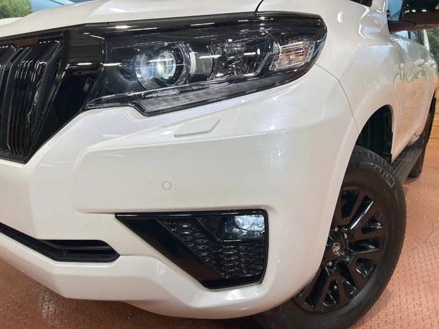 TOYOTA LANDCRUISER PRADO 2022 Image 31