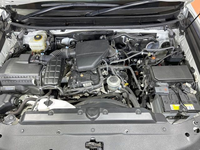 TOYOTA LANDCRUISER PRADO 2022 Image 31