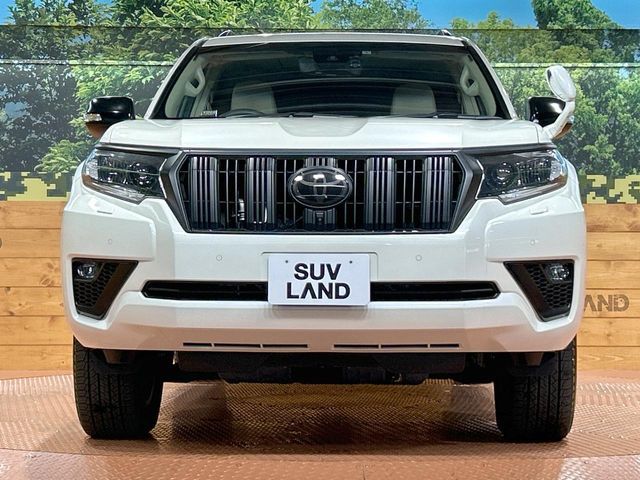 TOYOTA LANDCRUISER PRADO 2023 Image 31
