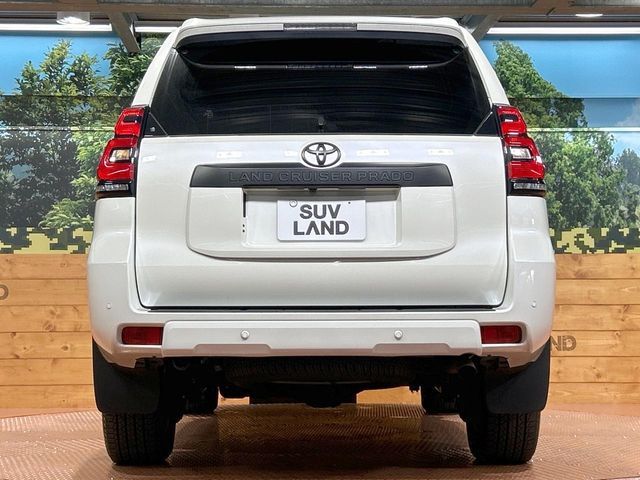 TOYOTA LANDCRUISER PRADO 2023 Image 31