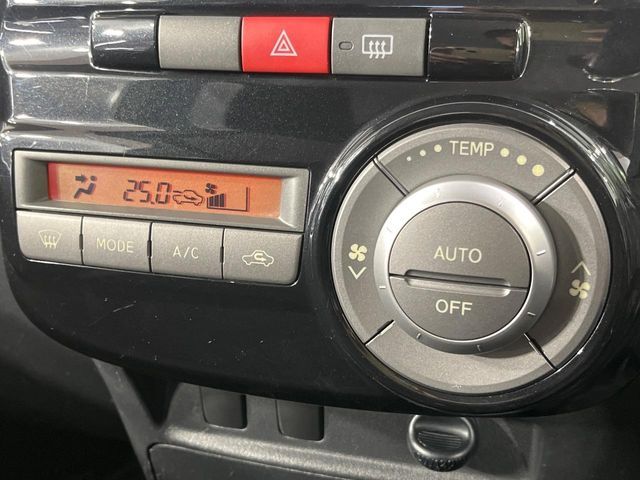 DAIHATSU TANTO CUSTOM 2011 Image 31