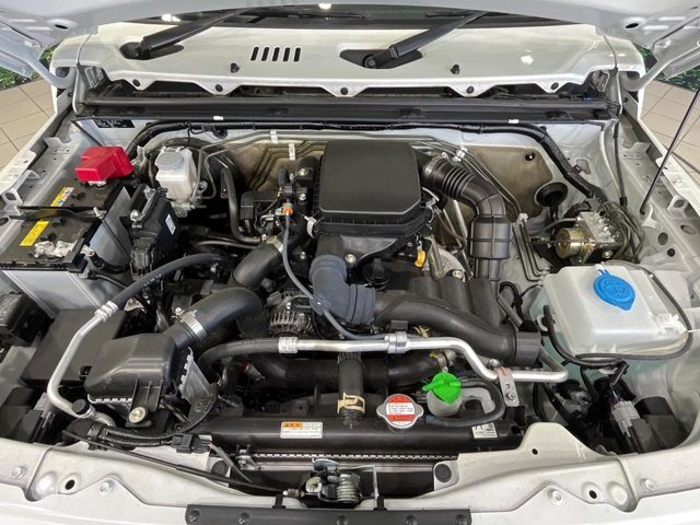 SUZUKI JIMNY 4WD 2025 Image 31