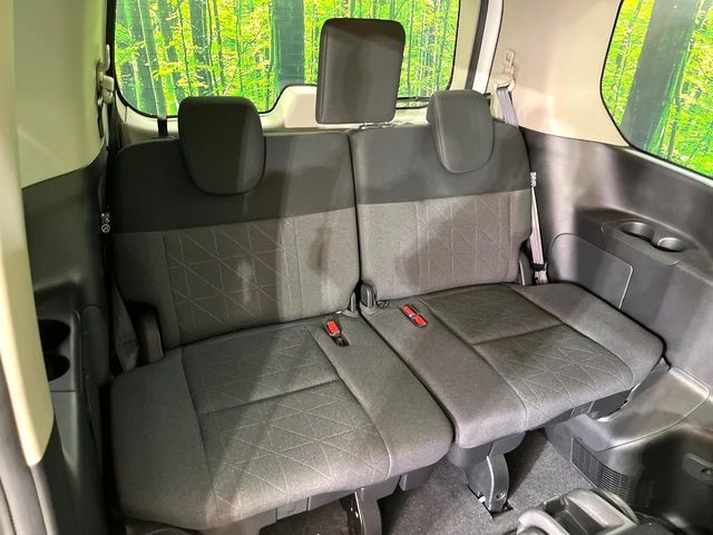 NISSAN SERENA  WG 2023 Image 31