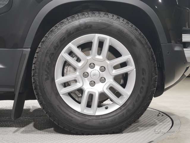 ROVER DEFENDER 2026 Image 31