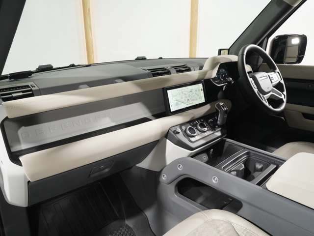 ROVER DEFENDER 2026 Image 31