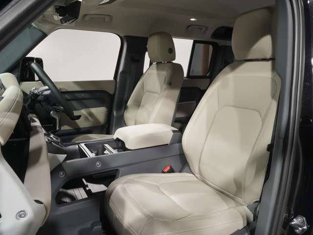 ROVER DEFENDER 2026 Image 31