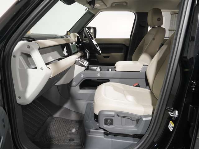 ROVER DEFENDER 2026 Image 31