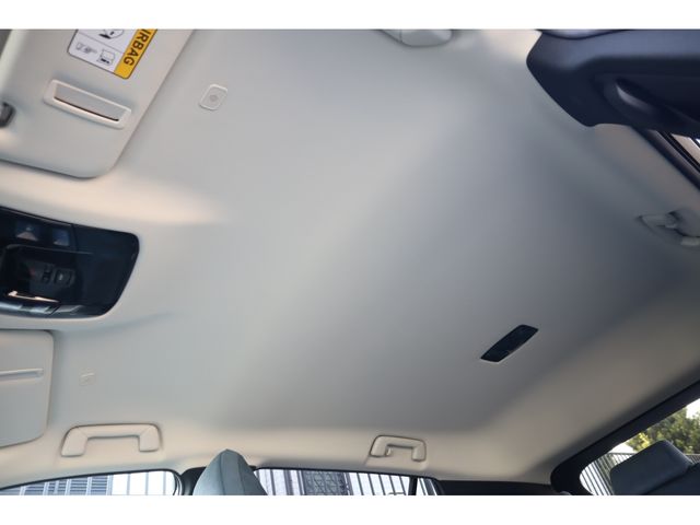 TOYOTA LEXUS RZ450E 2024 Image 31